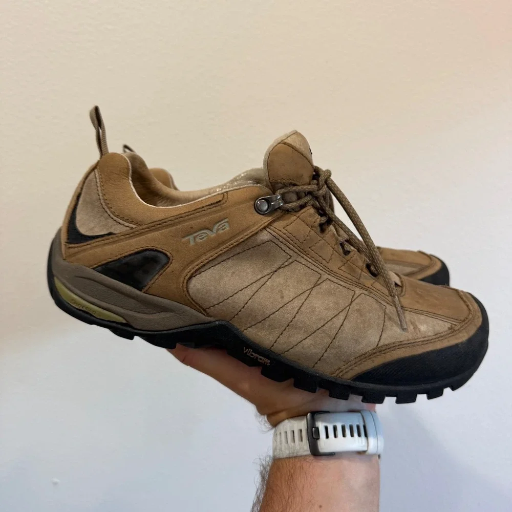 Teva 4103 Mens Tan Leather eVent Waterproof Vibram Hiking Shoes Size 10